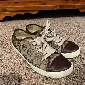 Michael Kors | Shoes | Michael Kors Size 85 Lightly Worn